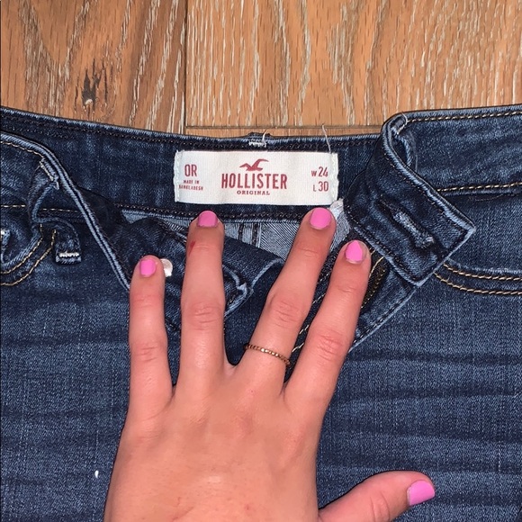 Hollister High Rise Super Skinny - Picture 3 of 3